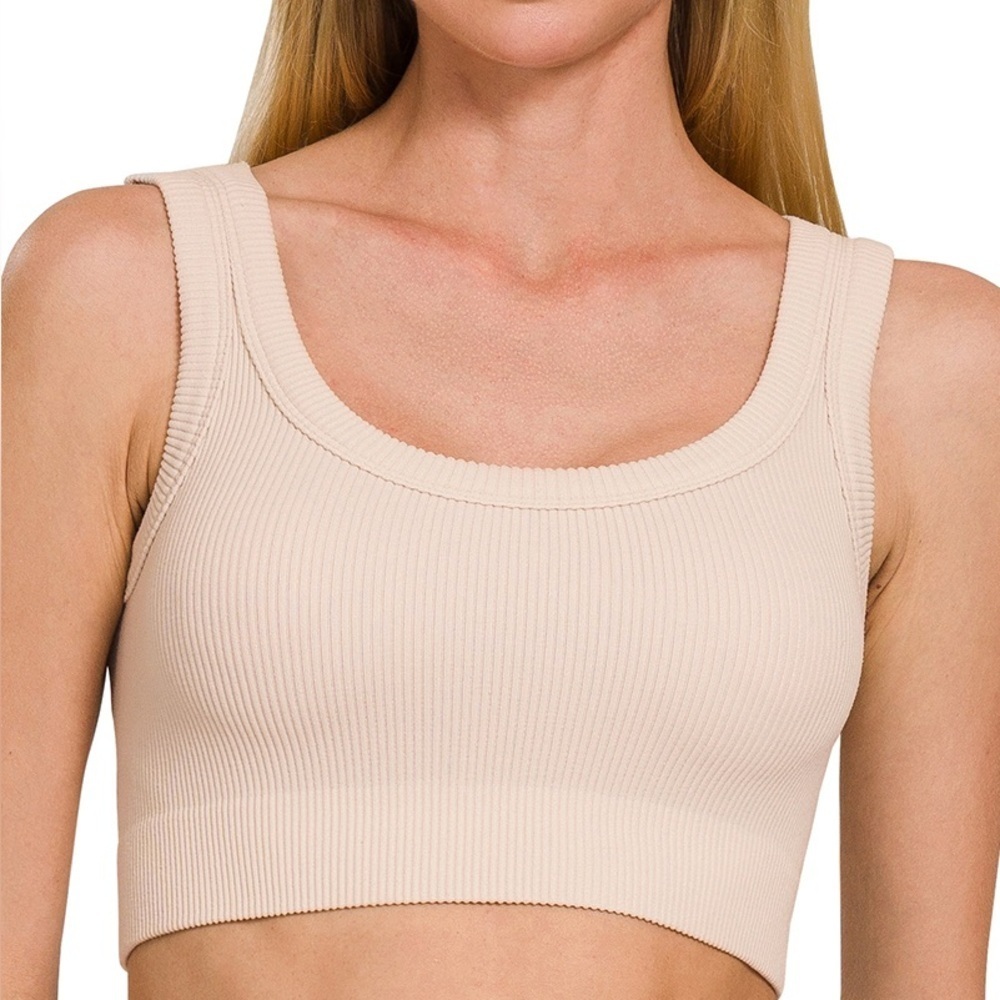 ⚡️ ” Daily Crop” Ribbed Stretch Bralette Tank | Black - Picture 7 of 8